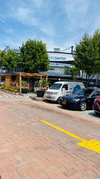 Local Comercial en Arriendo, Plaza mayor, Chía - Więcej