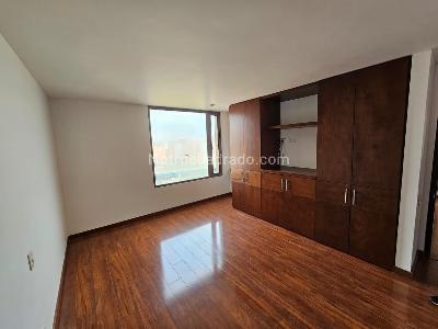 Apartamento de 4 alcobas en arriendo en Salitre Esperanza, Bogotá, 300 m² · foto 8 de 20