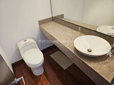 Apartamento de 4 alcobas en arriendo en Salitre Esperanza, Bogotá, 300 m² · foto 17 de 20