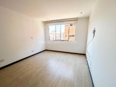 Apartamento de 2 alcobas en venta en Cedritos Caobos, Bogotá, 74 m² · foto 16 de 19