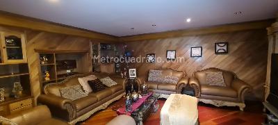 Casa de 4 alcobas en venta en Cerros De Suba, Bogotá, 380 m² · foto 11 de 20