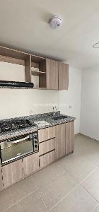 Apartamento de 3 alcobas en arriendo en San Antonio Norte, Bogotá, 65 m² · foto 2 de 16