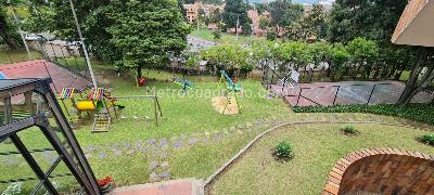 Casa en venta en Cerros De Suba, Bogotá · foto 3 de 19