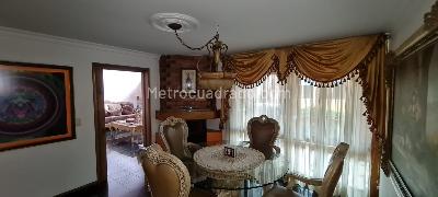 Casa en venta en Cerros De Suba, Bogotá · foto 7 de 19