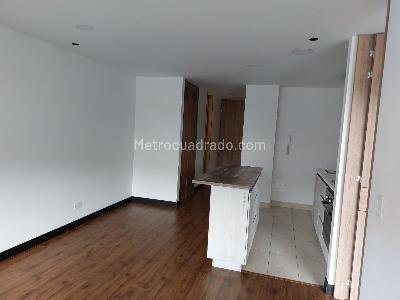 Apartaestudio en arriendo en Nueva Autopista Los Cedros, Bogotá, 40 m² · foto 3 de 18