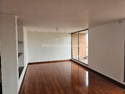 Apartamento de 4 alcobas en arriendo en Ciudad Salitre, Bogotá, 300 m² · foto 7 de 19