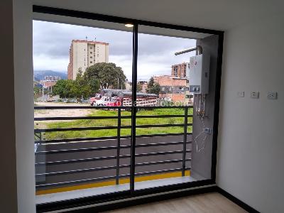 Apartaestudio en arriendo en Lijaca San Antonio, Bogotá, 35 m² · foto 3 de 16