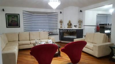 Casa de 4 alcobas en venta en El Recreo De Los Frailes, Bogotá, 650 m² · foto 3 de 20