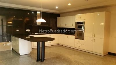 Apartamento en venta en Santa Barbara Alta, Bogotá · foto 6 de 20