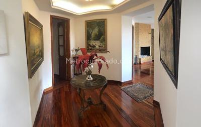 Apartamento en venta en Santa Barbara Central, Bogotá · foto 8 de 20