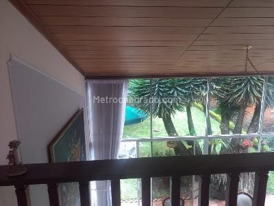 Casa de 4 alcobas en venta en Chico Navarra, Bogotá, 619 m² · foto 17 de 19