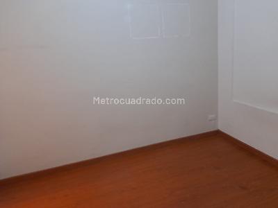 Casa de 5 alcobas en venta en Marly, Bogotá, 306 m² · foto 4 de 20