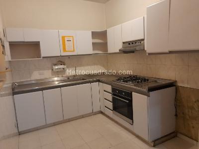Casa de 5 alcobas en venta en Marly, Bogotá, 306 m² · foto 10 de 20