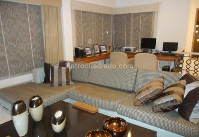 Apartamento de 4 alcobas en venta en Los Rosales, Bogotá, 664 m² · foto 3 de 20