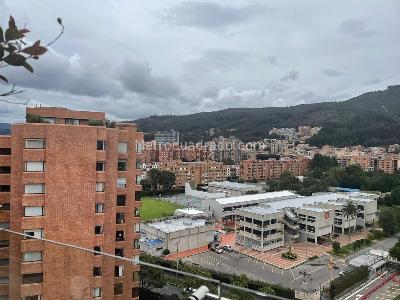 Apartamento de 4 alcobas en venta en La Carolina, Bogotá, 471 m² · foto 2 de 20