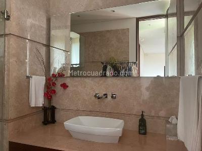Apartamento de 4 alcobas en venta en La Carolina, Bogotá, 471 m² · foto 17 de 20