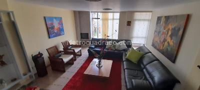 Casa de 3 alcobas en venta en Malibu La Alhambra, Bogotá, 121 m² · foto 3 de 14