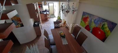 Casa de 3 alcobas en venta en Malibu La Alhambra, Bogotá, 121 m² · foto 4 de 14