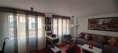 Apartaestudio en venta en Alhambra, Bogotá, 57 m² · foto 2 de 11