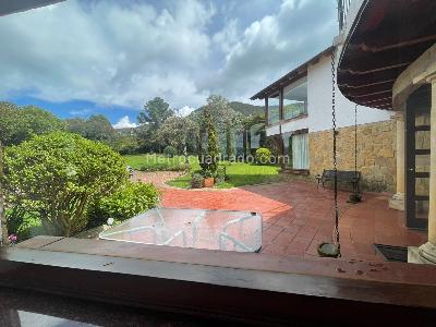 Casa de 4 alcobas en venta en Altos De Yerbabuena, Chía · foto 2 de 20