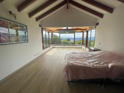 Casa de 4 alcobas en venta en Altos De Yerbabuena, Chía · foto 8 de 20