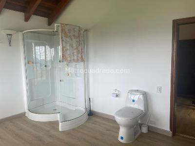 Casa de 4 alcobas en venta en Altos De Yerbabuena, Chía · foto 10 de 20