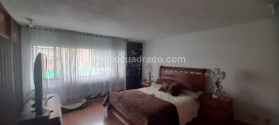 Casa de 4 alcobas en venta en Santa Margarita, Bogotá, 244 m² · foto 17 de 20