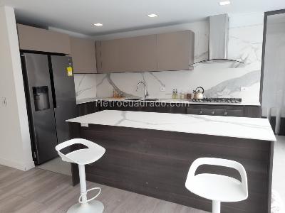 Apartamento en venta en Santa Barbara Alta, Bogotá · foto 2 de 20