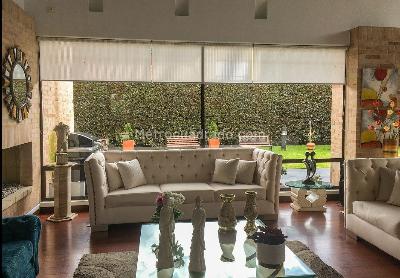 Casa de 5 alcobas en venta en Vereda Cerca De Piedra, Chía, 450 m² · foto 2 de 20