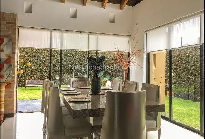 Casa de 5 alcobas en venta en Vereda Cerca De Piedra, Chía, 450 m² · foto 8 de 20