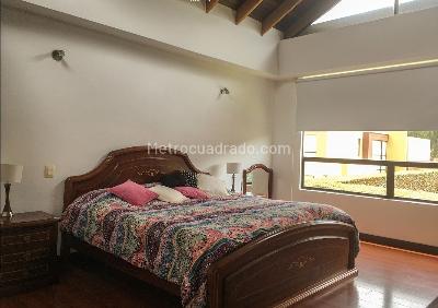 Casa de 5 alcobas en venta en Vereda Cerca De Piedra, Chía, 450 m² · foto 17 de 20