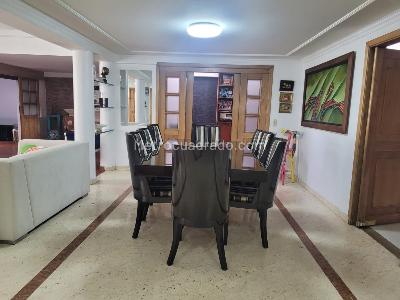 Casa en venta en Alhambra, Bogotá · foto 2 de 20