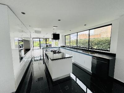 Casa de 5 alcobas en venta en Vereda La Balsa, Chía, 1069 m² · foto 6 de 20