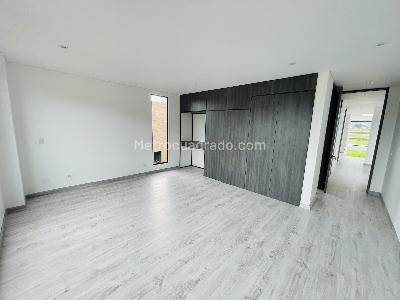 Casa de 5 alcobas en venta en Vereda La Balsa, Chía, 1069 m² · foto 13 de 20