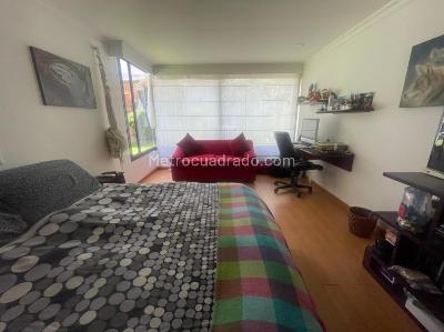 Casa de 4 alcobas en venta en Santa Ana, Bogotá, 413 m² · foto 17 de 20