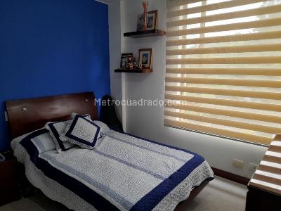 Apartamento de 4 alcobas en venta en Lindaraja, Bogotá, 200 m² · foto 10 de 20