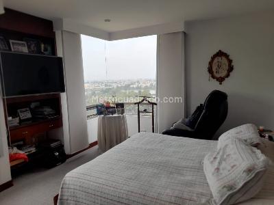 Apartamento de 4 alcobas en venta en Lindaraja, Bogotá, 200 m² · foto 11 de 20