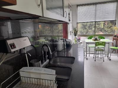 Apartamento de 4 alcobas en venta en Lindaraja, Bogotá, 200 m² · foto 14 de 20