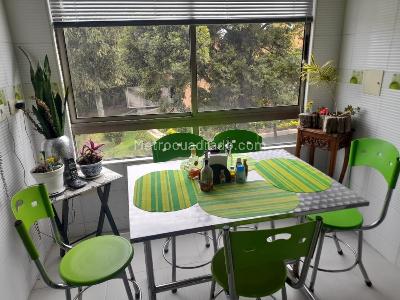 Apartamento de 4 alcobas en venta en Lindaraja, Bogotá, 200 m² · foto 16 de 20