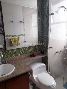 Apartamento de 4 alcobas en venta en Lindaraja, Bogotá, 200 m² · foto 19 de 20