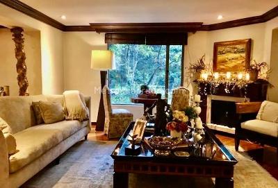 Apartamento de 3 alcobas en arriendo en Chico Reservado, Bogotá, 205 m² · foto 2 de 8
