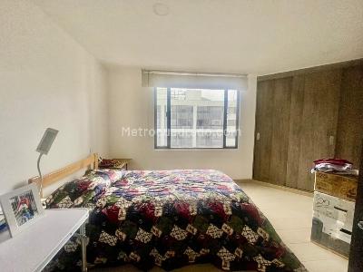 Apartamento de 4 alcobas en venta en Buganvilla, Bogotá, 257 m² · foto 10 de 20