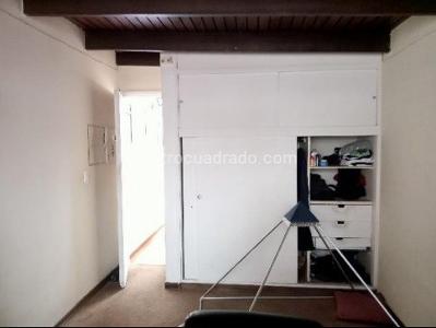 Casa de 4 alcobas en venta en El Contador, Bogotá, 379 m² · foto 13 de 16