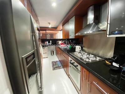 Apartamento de 3 alcobas en venta en Calleja Alta, Bogotá, 185 m² · foto 8 de 20