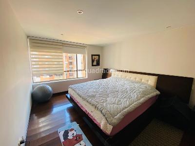 Apartamento de 3 alcobas en venta en Calleja Alta, Bogotá, 185 m² · foto 17 de 20