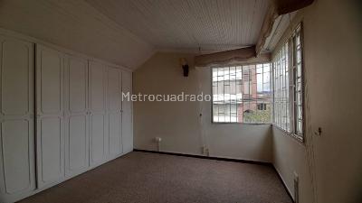 Casa de 4 alcobas en venta en Malibu La Alhambra, Bogotá, 150 m² · foto 15 de 20