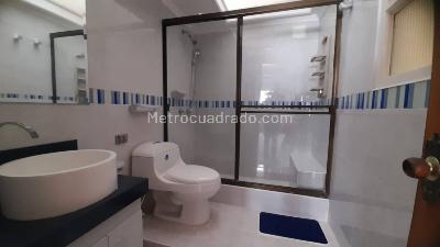 Casa de 4 alcobas en venta en Malibu La Alhambra, Bogotá, 150 m² · foto 18 de 20