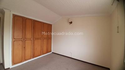 Casa de 4 alcobas en venta en Malibu La Alhambra, Bogotá, 150 m² · foto 20 de 20