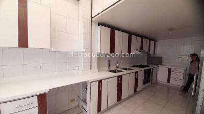 Casa de 4 alcobas en venta en Malibu La Alhambra, Bogotá, 150 m² · foto 11 de 20