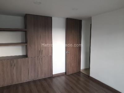 Apartamento de 3 alcobas en venta en Prado Veraniego, Bogotá, 156 m² · foto 4 de 20